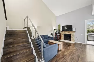 Photo #5: 230017960 Listing