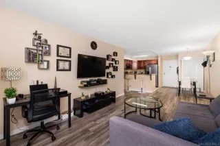 Photo #2: 230017999 Listing