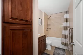 Photo #5: 230017999 Listing