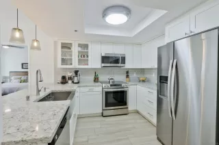 Photo #1: 230018019 Listing