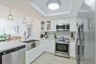 Photo #2: 230018019 Listing