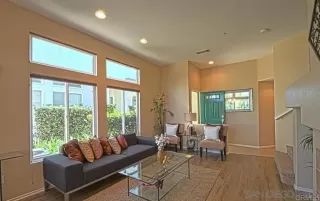 Photo #3: 230018061 Listing