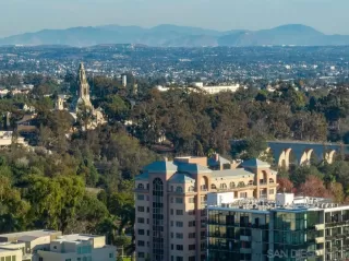 Photo #4: 230018091 Listing