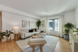 Photo #3: 230018094 Listing