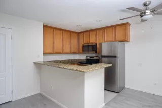 Photo #5: 230018110 Listing 