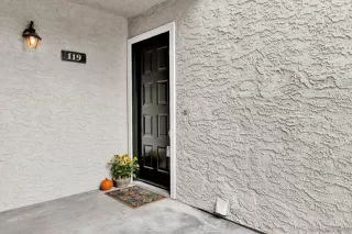 Photo #2: 230018115 Listing