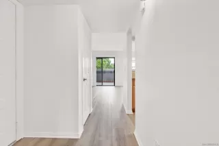 Photo #4: 230018115 Listing