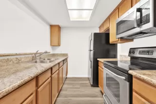 Photo #6: 230018115 Listing