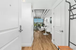 Photo #1: 230018122 Listing 