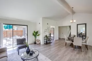 Photo #3: 230018135 Listing