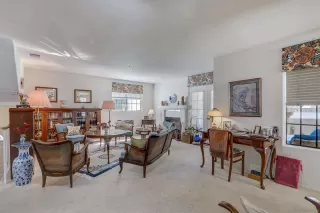 Photo #6: 230018147 Listing