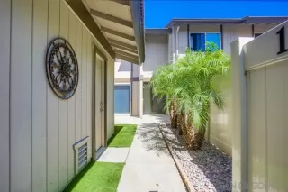 Photo #4: 230018169 Listing