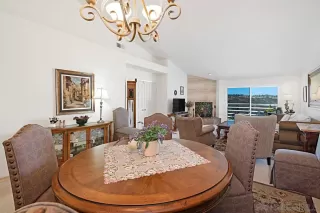 Photo #4: 230018183 Listing