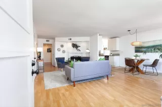 Photo #1: 230018200 Listing 