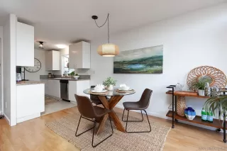 Photo #6: 230018200 Listing 