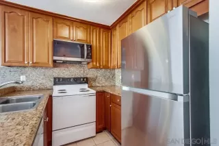 Photo #2: 230018211 Listing