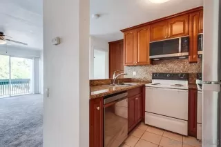 Photo #3: 230018211 Listing