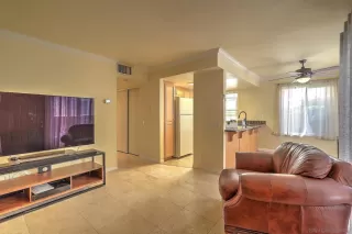 Photo #3: 230018213 Listing