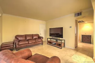 Photo #4: 230018213 Listing