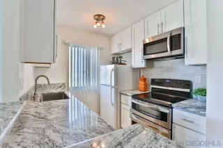 Photo #2: 230018215 Listing 