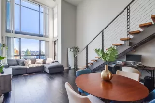 Photo #2: 230018228 Listing