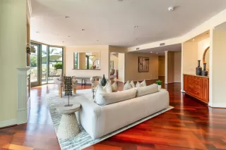 Photo #3: 230018264 Listing