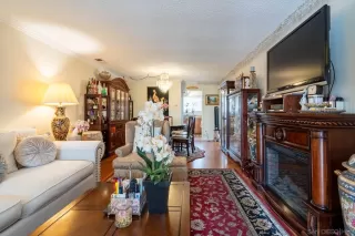 Photo #6: 230018288 Listing