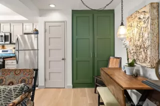 Photo #6: 230018293 Listing