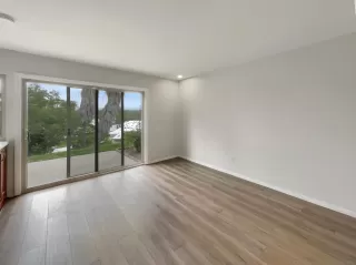 Photo #2: 230018360 Listing