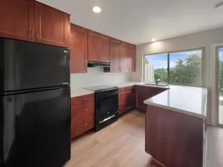 Photo #5: 230018360 Listing