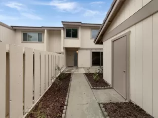 Photo #6: 230018360 Listing