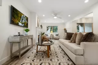 Photo #3: 230018362 Listing 