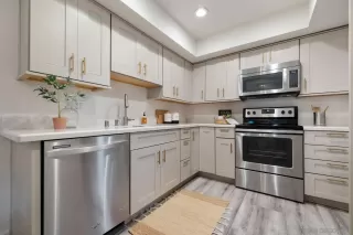 Photo #5: 230018362 Listing 