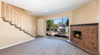 Photo #1: 230018382 Listing