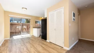 Photo #3: 230018382 Listing