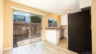 Photo #5: 230018382 Listing