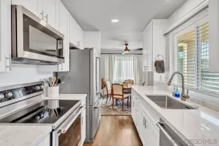 Photo #3: 230018398 Listing