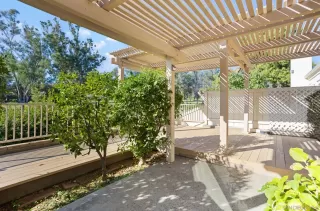 Photo #2: 230018403 Listing 