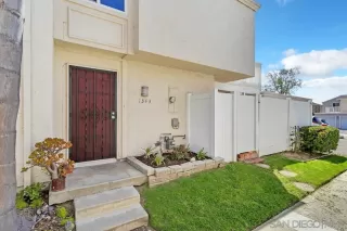 Photo #1: 230018419 Listing