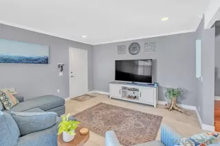 Photo #2: 230018419 Listing