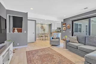 Photo #4: 230018419 Listing