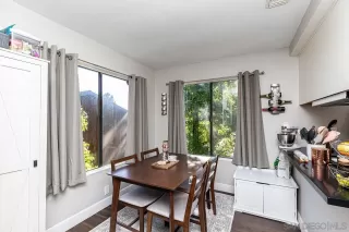 Photo #4: 230018428 Listing 