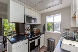 Photo #5: 230018428 Listing 