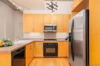 Photo #4: 230018490 Listing