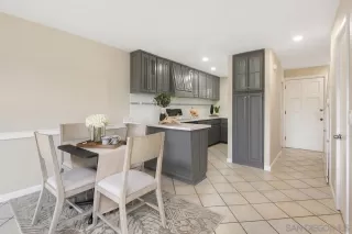 Photo #4: 230018498 Listing