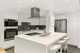 Photo #6: 230018503 Listing