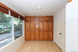 Photo #6: 230018525 Listing