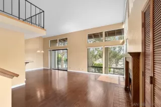 Photo #5: 230018536 Listing