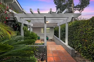 Photo #1: 230018541 Listing 