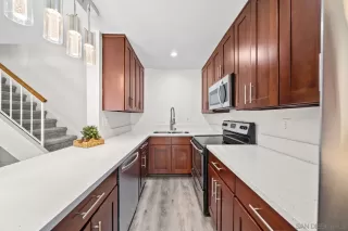 Photo #1: 230018602 Listing